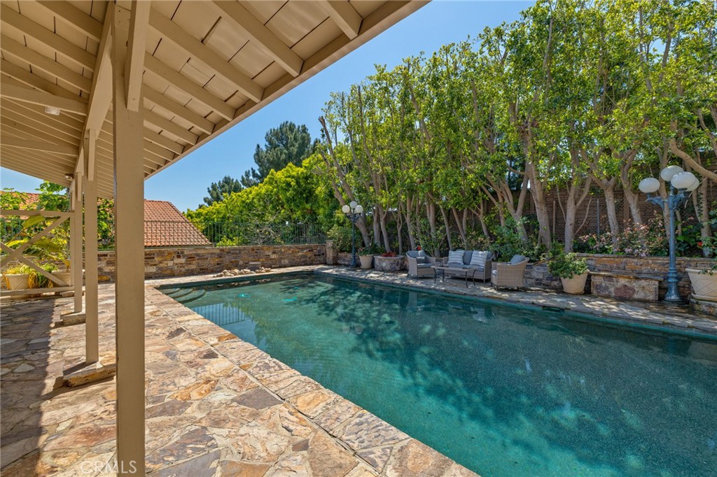 1836 Peninsula Verde Drive