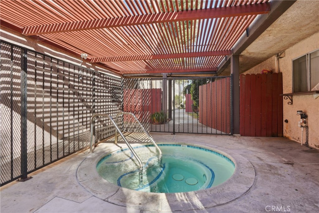 719 N Eucalyptus Ave 15C