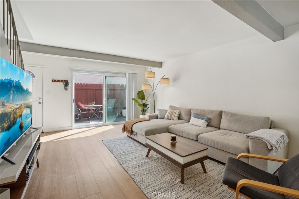 719 N Eucalyptus Ave 15C