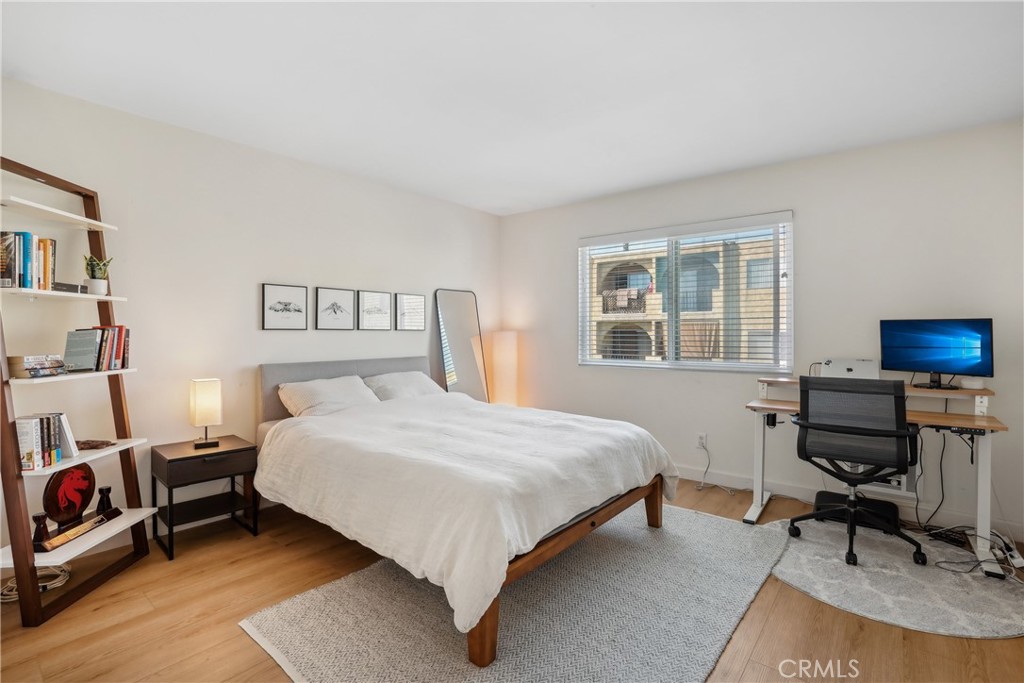 719 N Eucalyptus Ave 15C