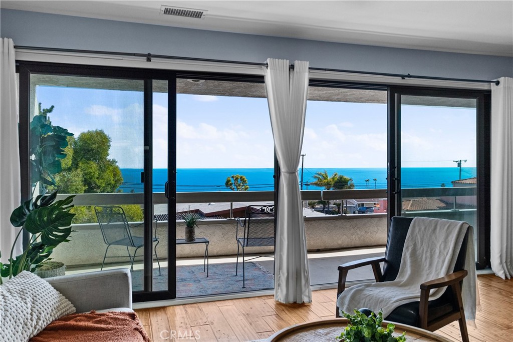 2129 W 25th Street 2