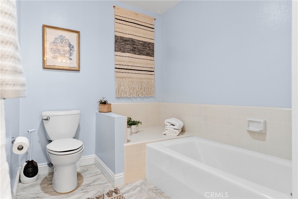 2129 W 25th Street 2