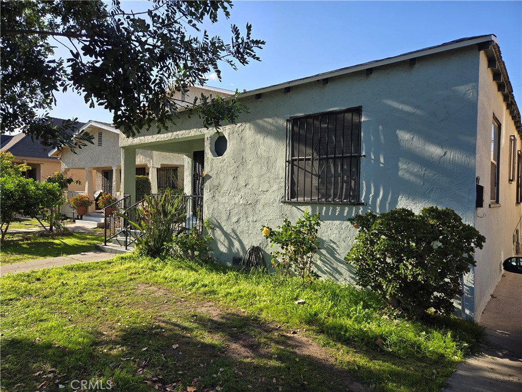 1351 E 50th Street