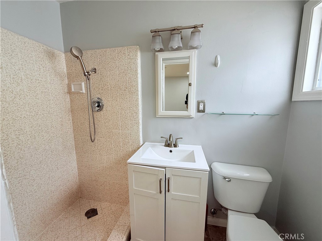 6921 E Mantova Street