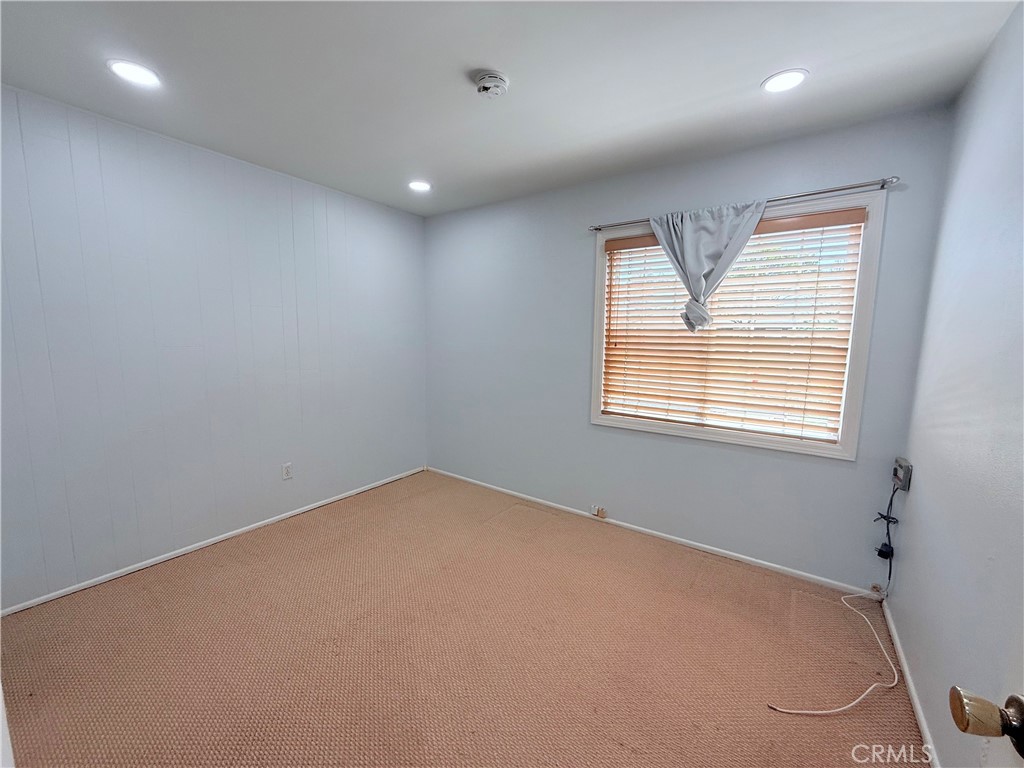 6921 E Mantova Street