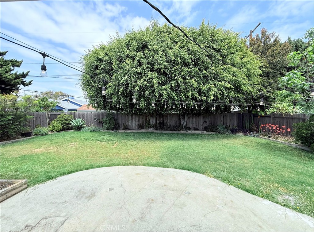 6921 E Mantova Street