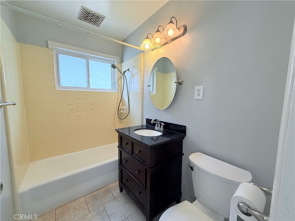 6921 E Mantova Street