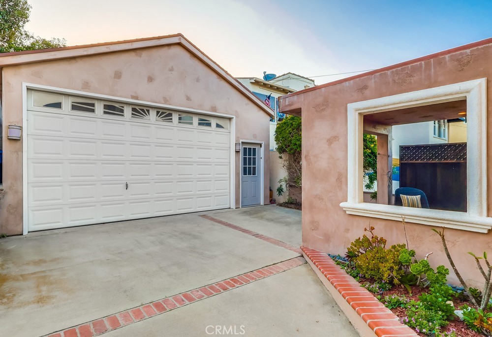 3509 S Pacific Avenue