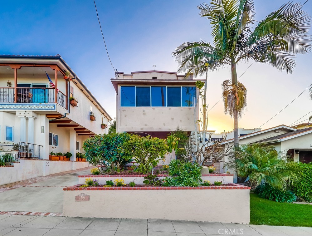 3509 S Pacific Avenue