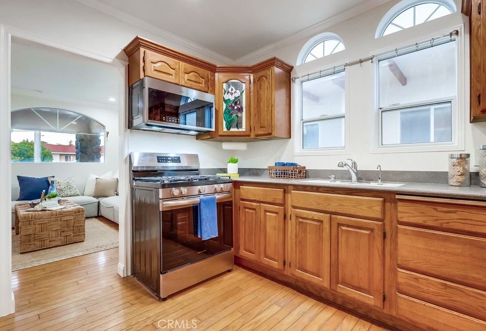 3509 S Pacific Avenue