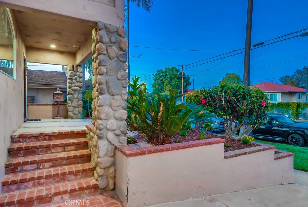 3509 S Pacific Avenue