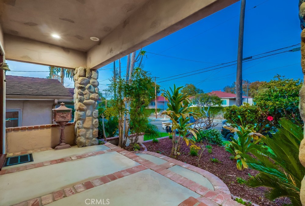 3509 S Pacific Avenue