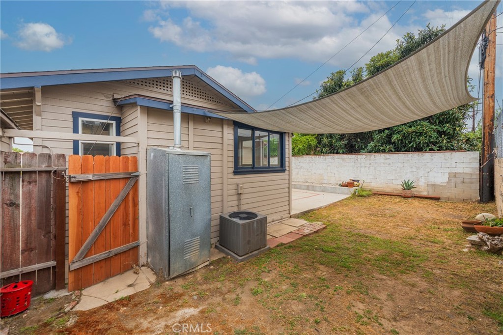 1622 S Campbell Avenue