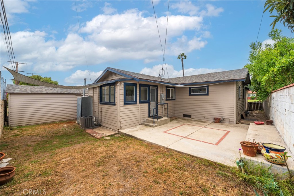 1622 S Campbell Avenue