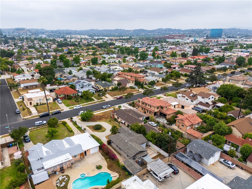 1622 S Campbell Avenue