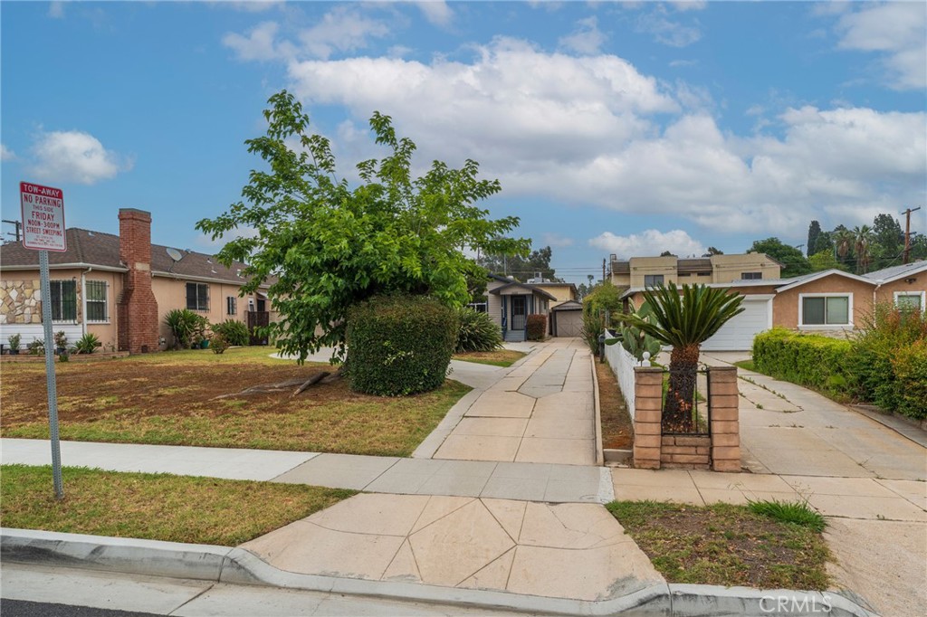 1622 S Campbell Avenue