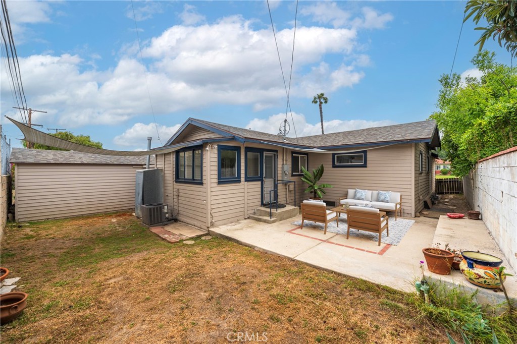 1622 S Campbell Avenue