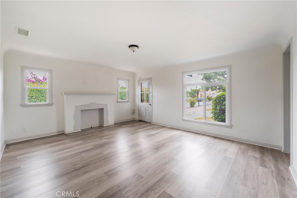 1622 S Campbell Avenue