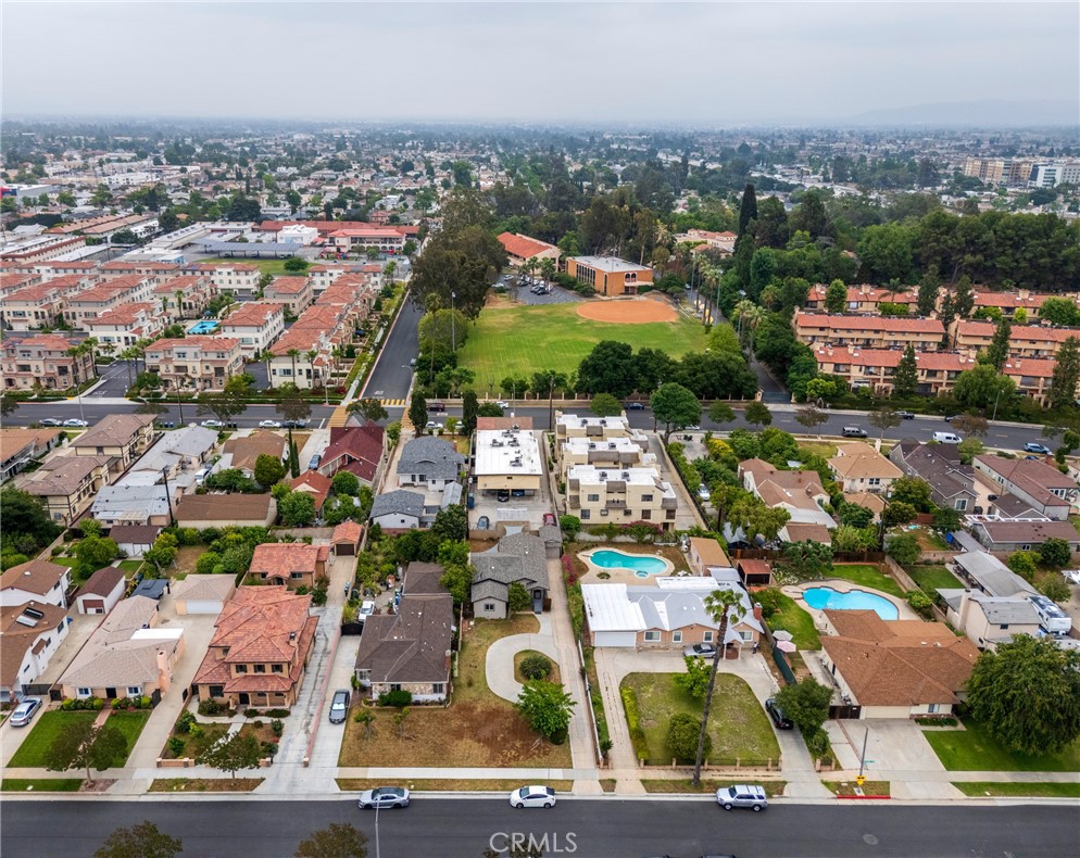 1622 S Campbell Avenue