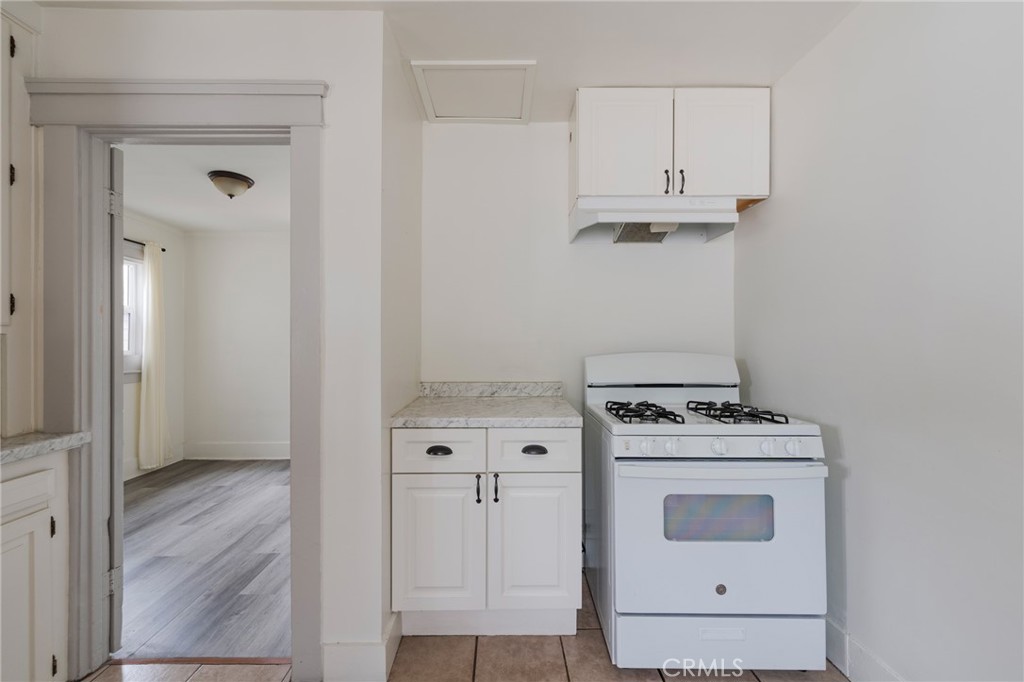 1622 S Campbell Avenue