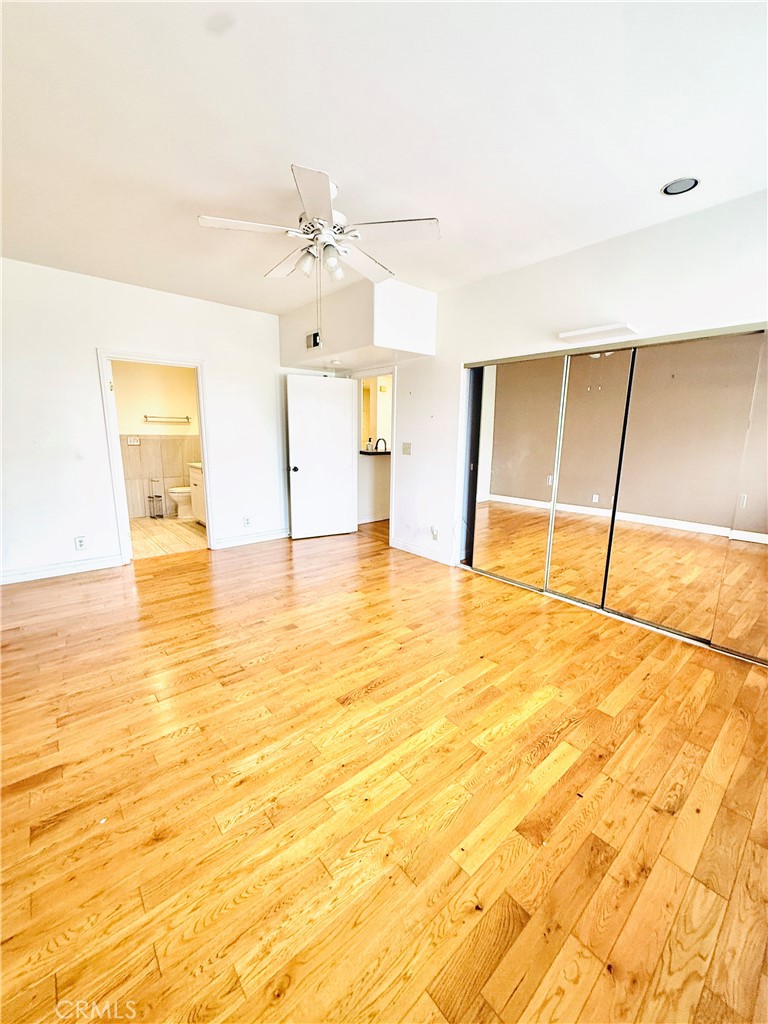 5500 Torrance Boulevard B115