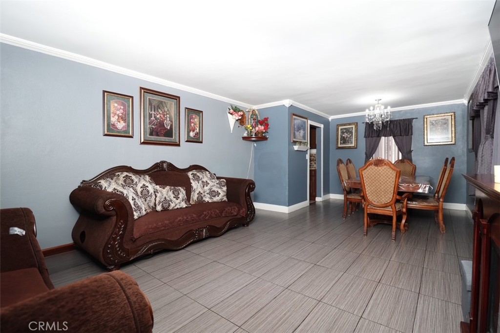 2225 W 153rd Street