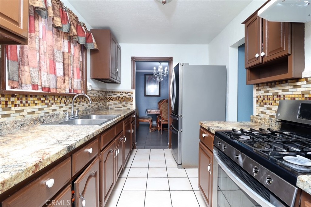 2225 W 153rd Street