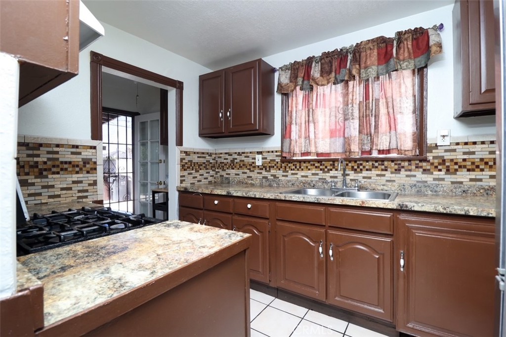 2225 W 153rd Street