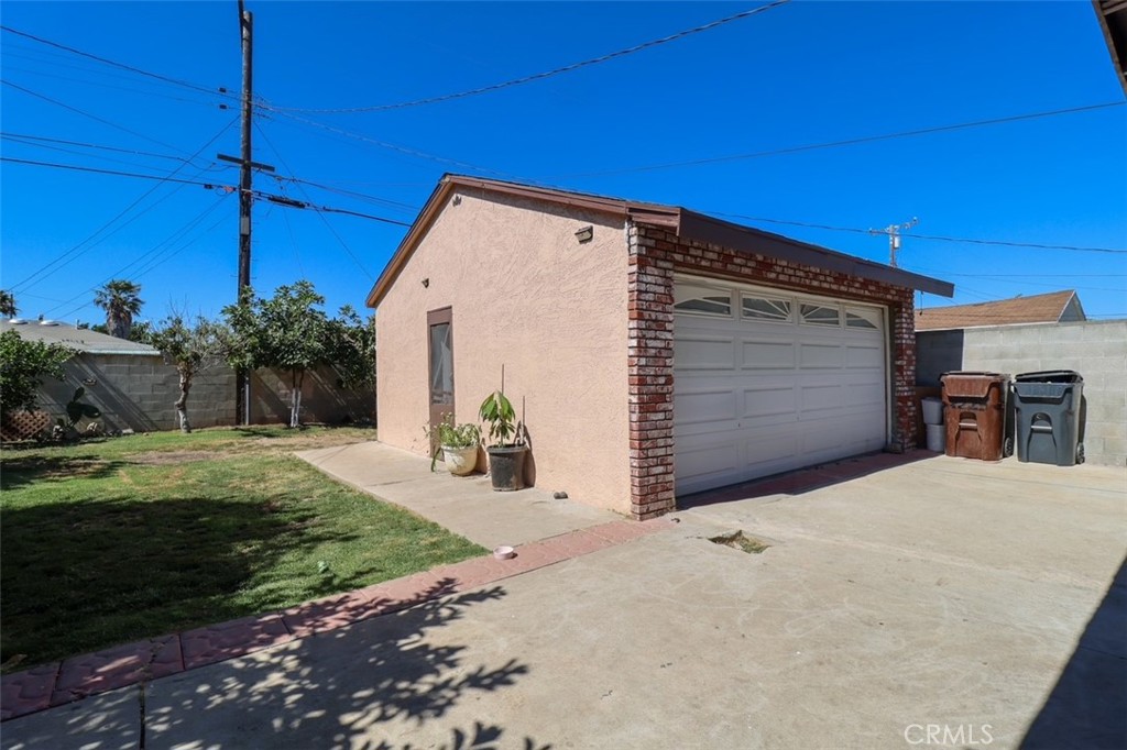 2225 W 153rd Street