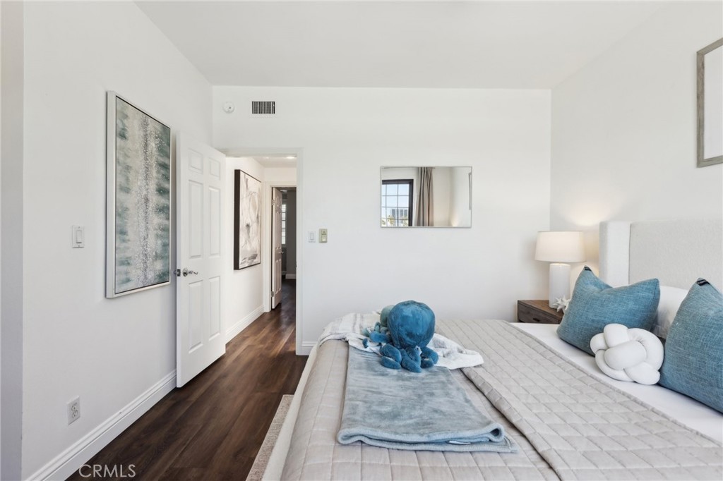 1114 20th Street 3