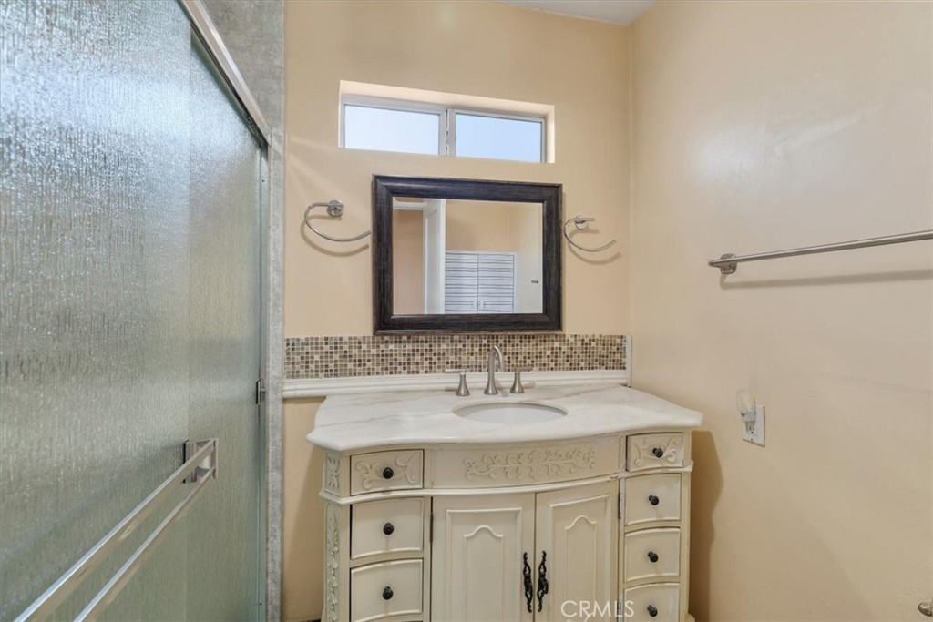 5943 Gardenia Avenue