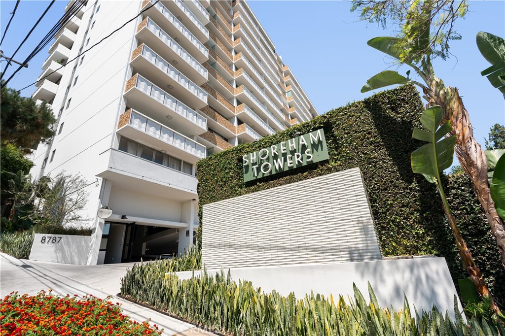 8787 Shoreham Drive B4