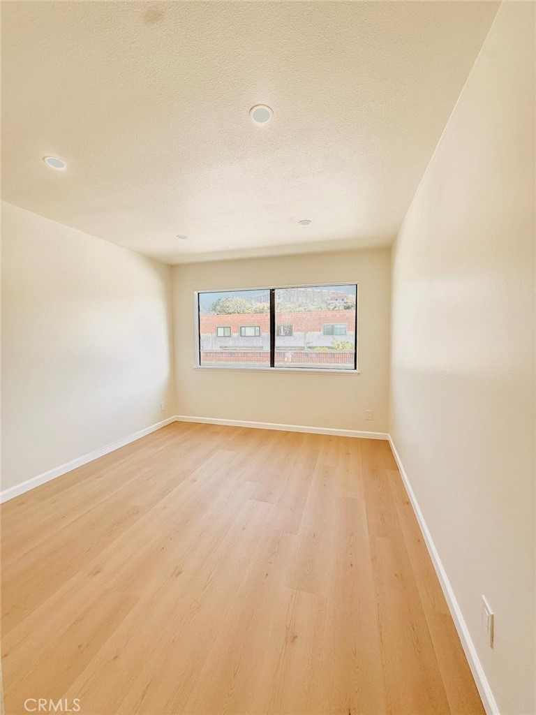 27939 Ridgebrook Court