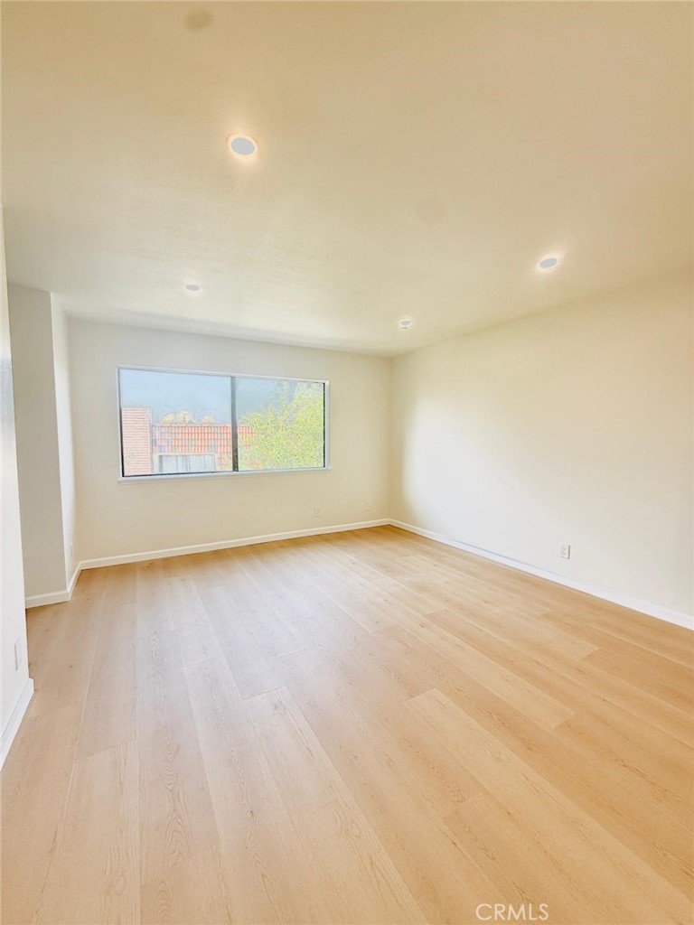 27939 Ridgebrook Court