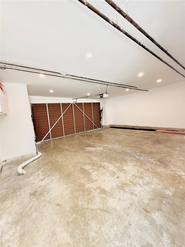 27939 Ridgebrook Court
