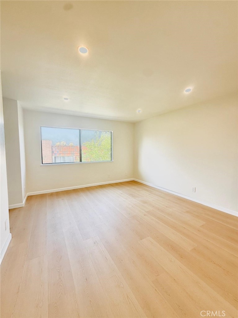 27939 Ridgebrook Court