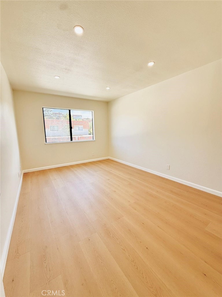 27939 Ridgebrook Court