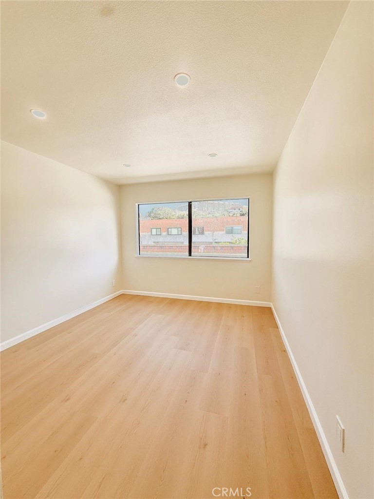 27939 Ridgebrook Court