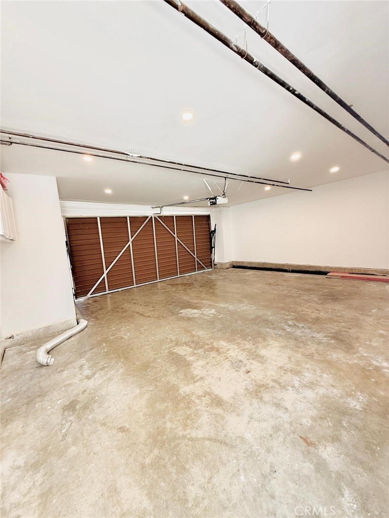 27939 Ridgebrook Court