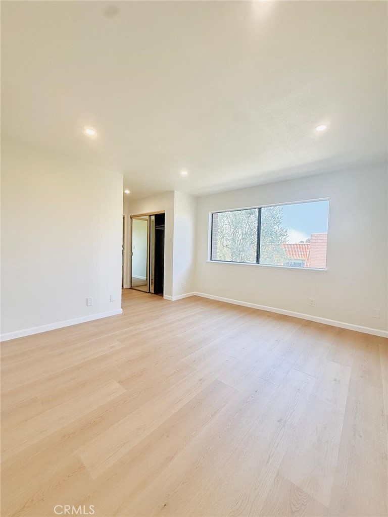 27939 Ridgebrook Court