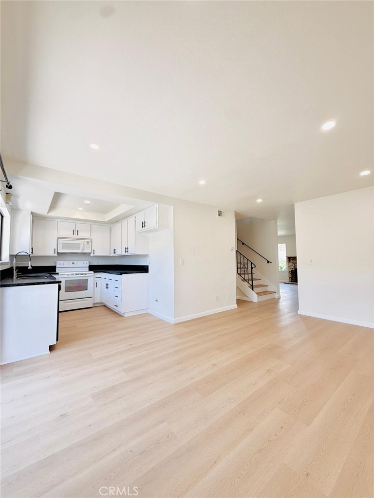 27939 Ridgebrook Court