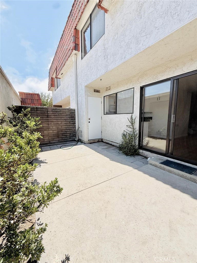 27939 Ridgebrook Court