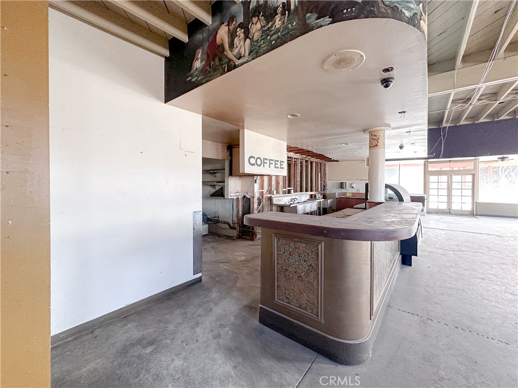 124 N Catalina Avenue