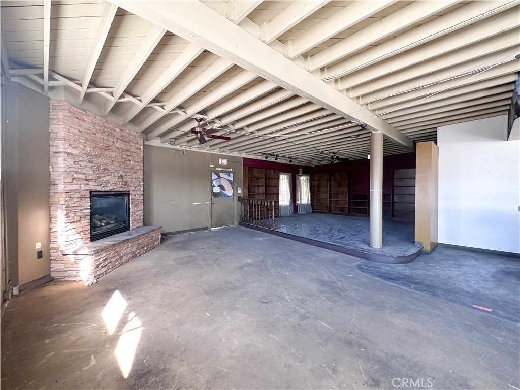 124 N Catalina Avenue