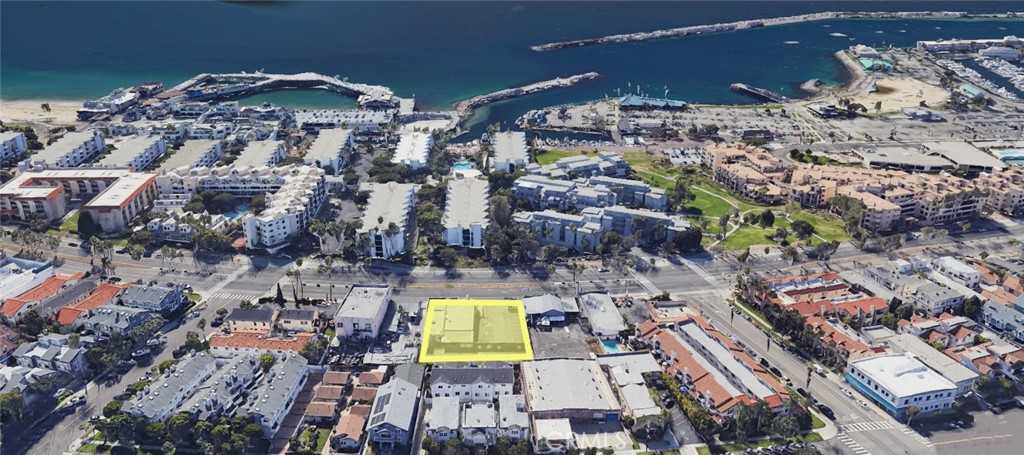 124 N Catalina Avenue