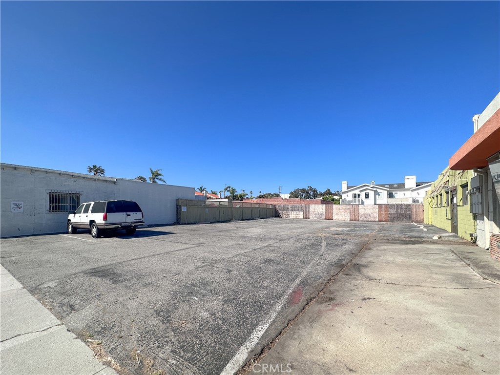 124 N Catalina Avenue