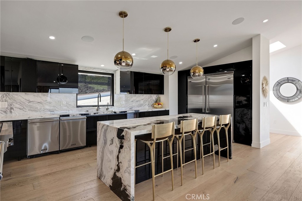 28056 Palos Verdes Dr E