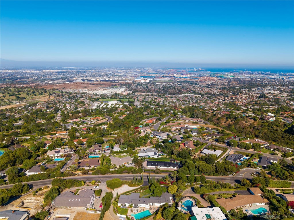 28056 Palos Verdes Dr E