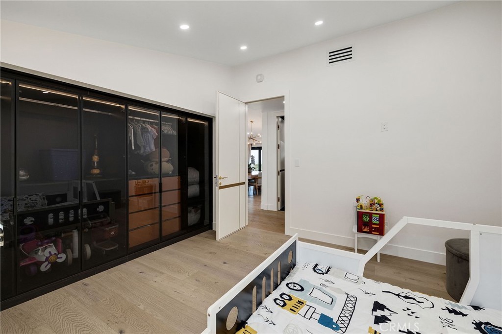 28056 Palos Verdes Dr E