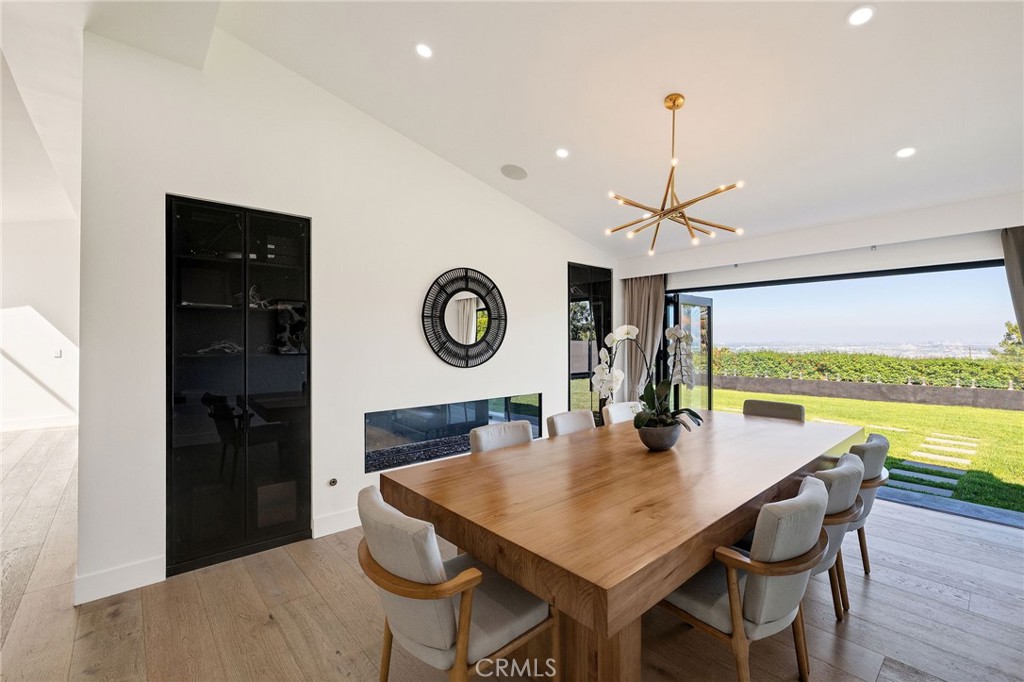 28056 Palos Verdes Dr E